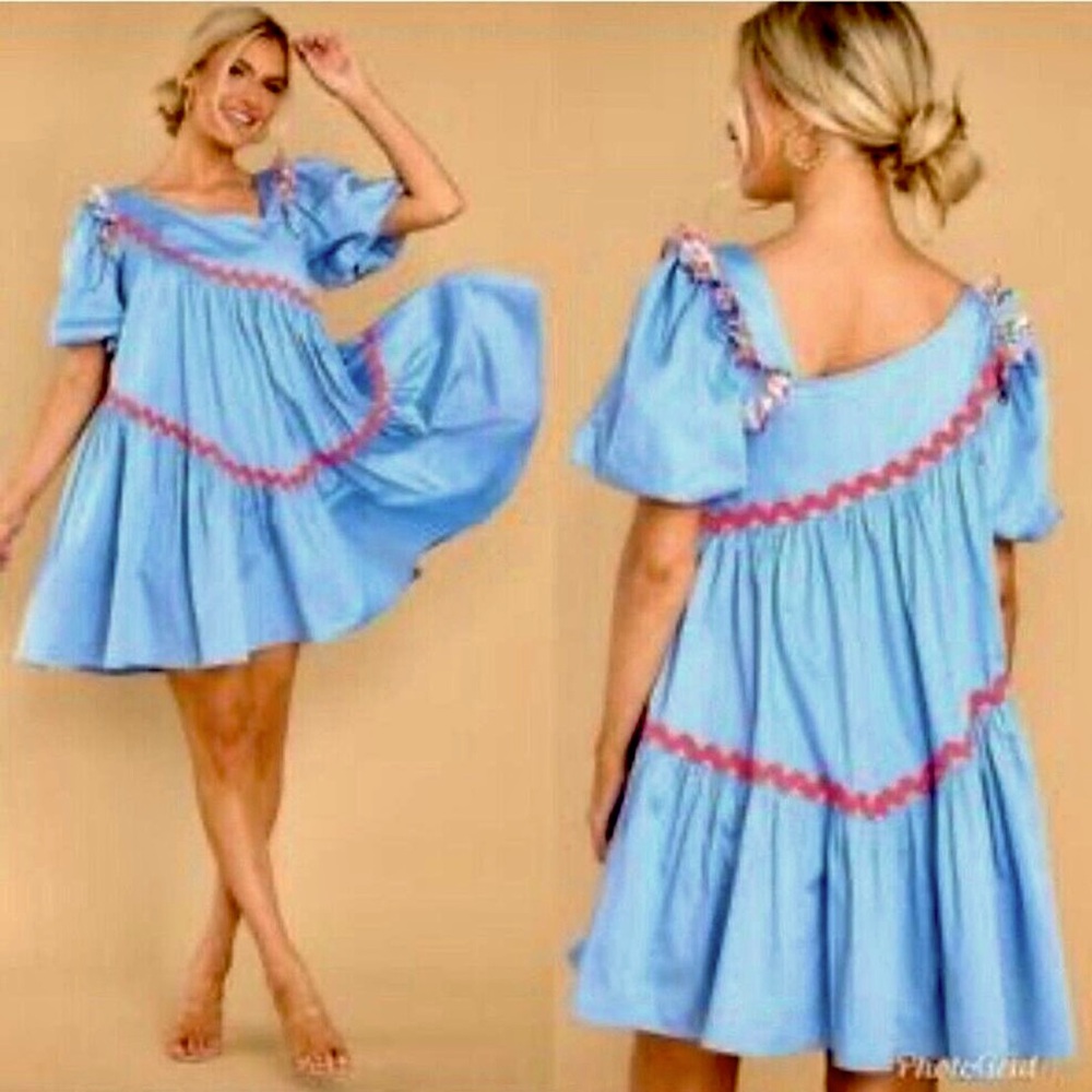 Light Blue Short Sleeve Mini Dress with Pink Trim